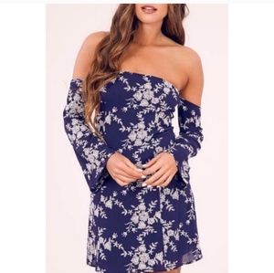 NWOT Peach Love California off shoulder floral dress- small